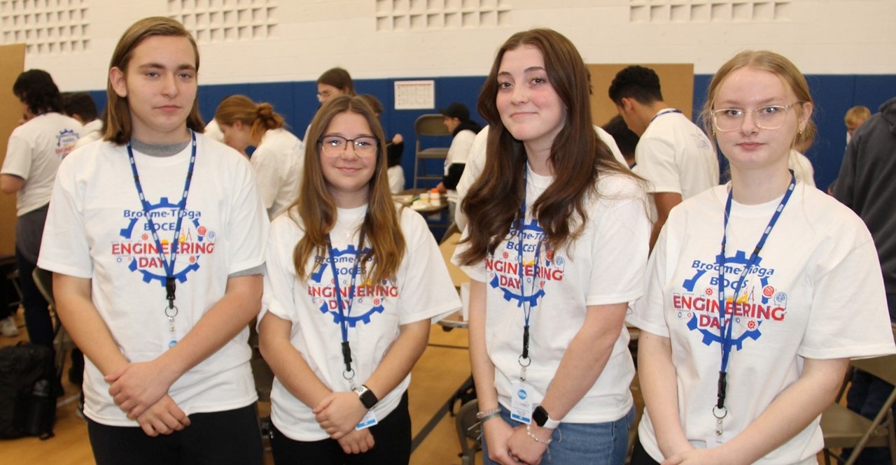 high school students at engineering day